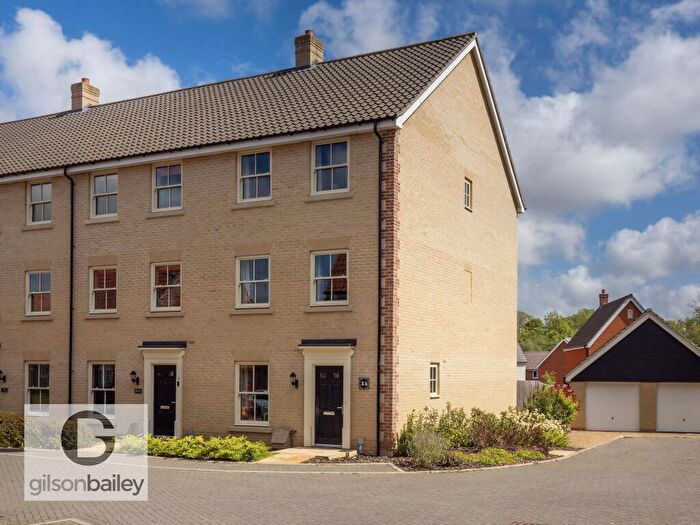 4 Bedroom Terraced House To Rent In Grouse Close, Sprowston, Norwich, NR7