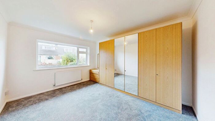 3 Bedroom Bungalow To Rent In Gron Ffordd, Rhiwbina, Cardiff, CF14