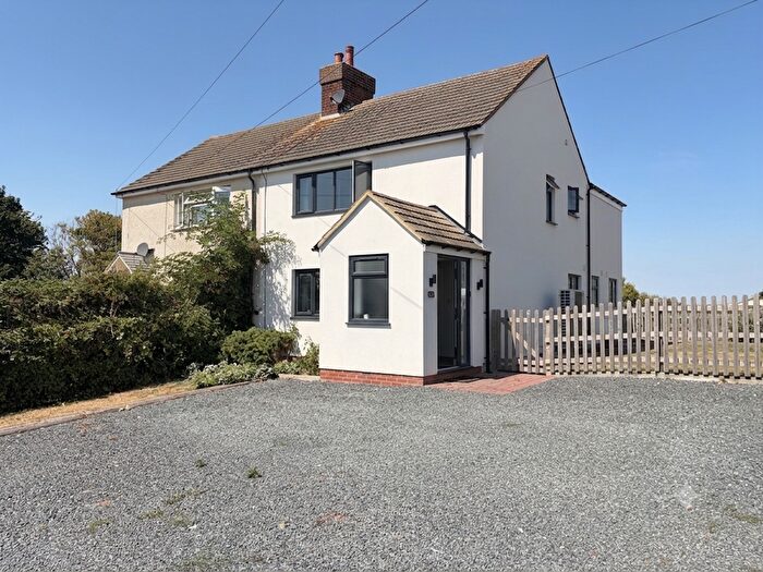 3 Bedroom Semi-Detached House To Rent In Newport Road, Newport Pagnell, MK16