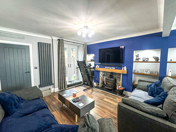 3 Bedroom Terraced House For Sale In Maindee Road, Ynysddu, NP11