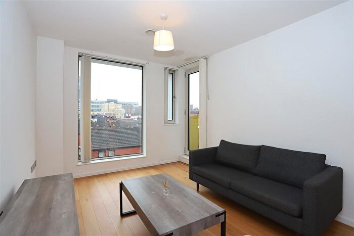 1 Bedroom Flat For Sale In One Smithfield, High Street, M4