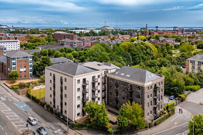 2 Bedroom Apartment For Sale In Lloyd George Avenue, Cardiff, CF10