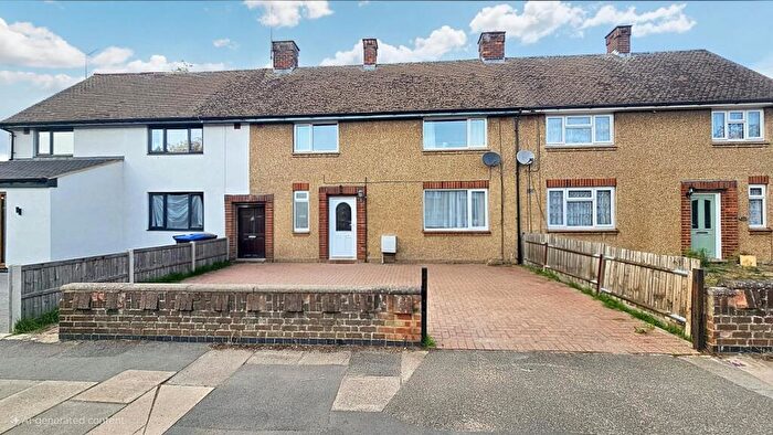 3 Bedroom Terraced House For Sale In Birchfield Road East, Northampton, NN3