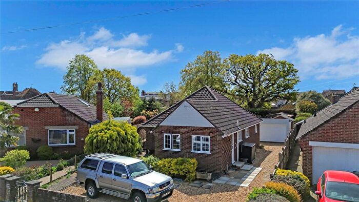 3 Bedroom Bungalow For Sale In White Cliff Gardens, Blandford Forum, Dorset, DT11
