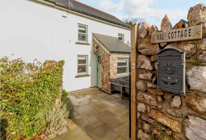 3 Bedroom Cottage To Rent In Vale Cottage, Port Eynon, Gower, Swansea, SA3