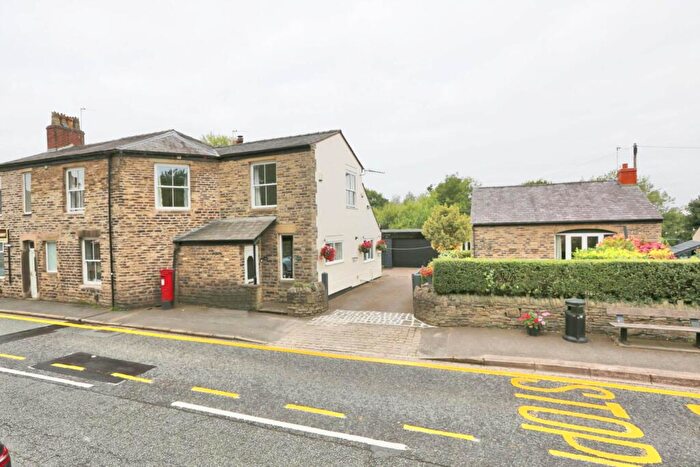 4 Bedroom House For Sale In Wellington Road, Bollington, SK10