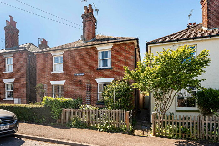 2 Bedroom Semi-Detached House For Sale In Down Road, Merrow, GU1