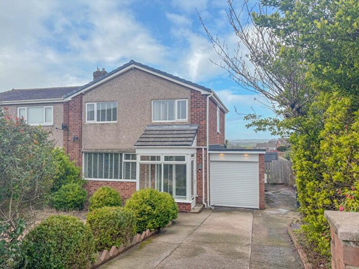 3 Bedroom Semi Detached House For Sale In Windermere, Birtley., DH3