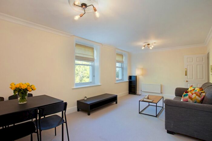 1 Bedroom Flat To Rent In Lindsay Square, London, SW1V