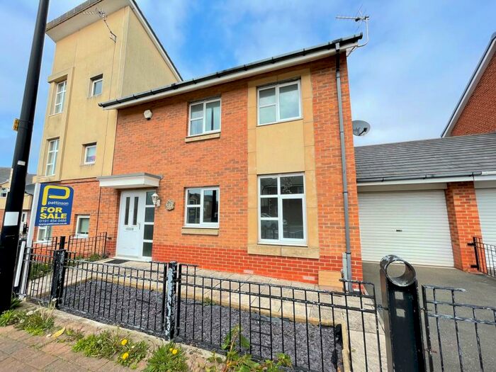2 Bedroom Terraced House To Rent In Redwood Avenue, Cleadon Vale, South Shields, Tyne And Wear, NE34