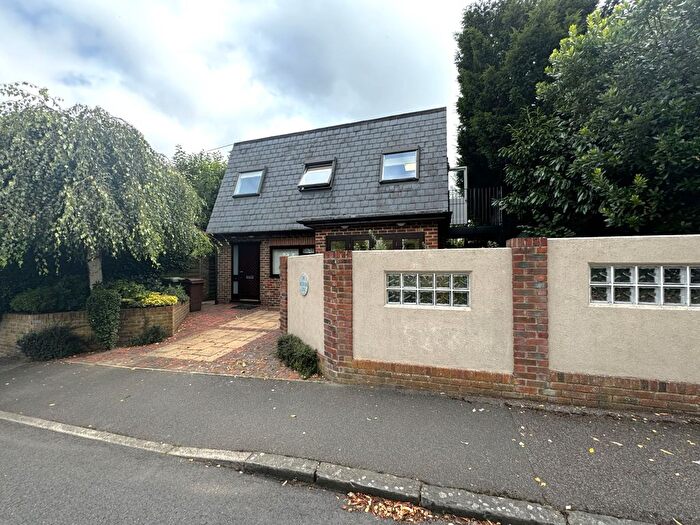 2 Bedroom Detached House To Rent In Park Road, Southborough, Tunbridge Wells, TN4