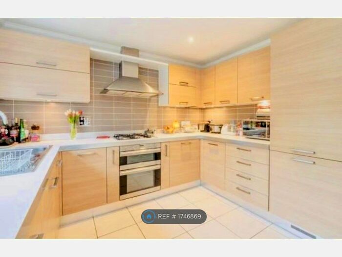 3 Bedroom Terraced House To Rent In Tilemakers Close, Westhampnett, Chichester, PO18