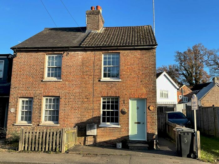 2 Bedroom Property To Rent In Withyham Road, Groombridge, East Sussex TN3