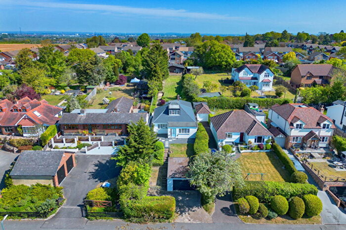 4 Bedroom Detached Bungalow For Sale In Pescot Avenue, New Barn, Longfield, Kent, DA3