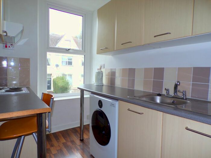 1 Bedroom Flat To Rent In Hanover Street, Swansea, SA1