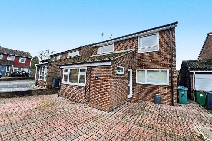 4 Bedroom Detached House To Rent In Reapers Close, Horsham, RH12