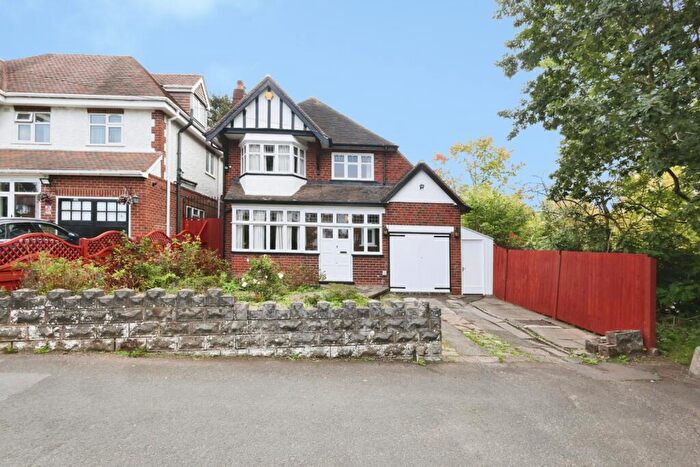 3 Bedroom Detached House For Sale In Alcester Road South, Birmingham, West Midlands, B14