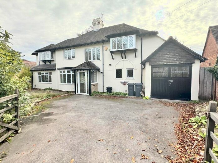 4 Bedroom Detached House To Rent In Chester Road, Erdington, Birmingham, B24