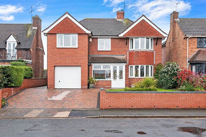 4 Bedroom Detached House For Sale In Northwick Road, Northwick, Worcester., WR3