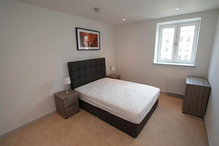 2 Bedroom Apartment To Rent In One Cutting Room Square, Ancoats, M4