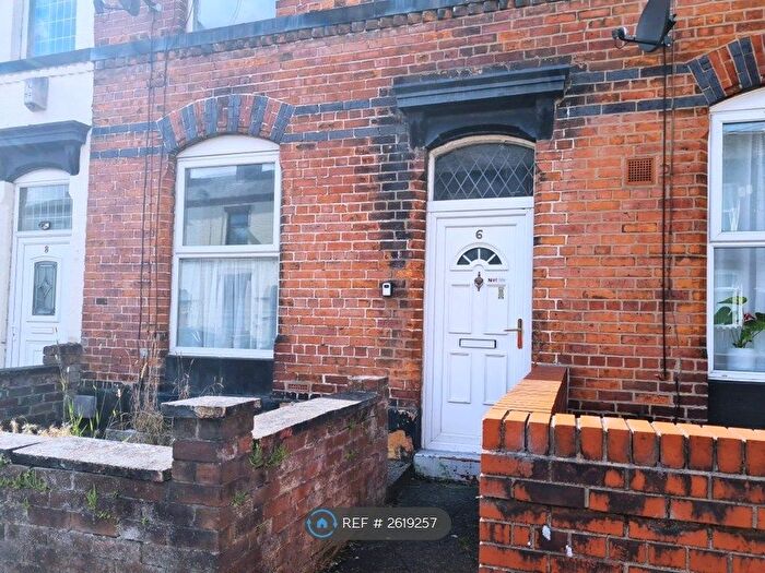 3 Bedroom Terraced House To Rent In Raven Street, Bury, BL9