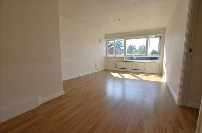 2 Bedroom Apartment To Rent In Pampisford Road, South Croydon, CR2