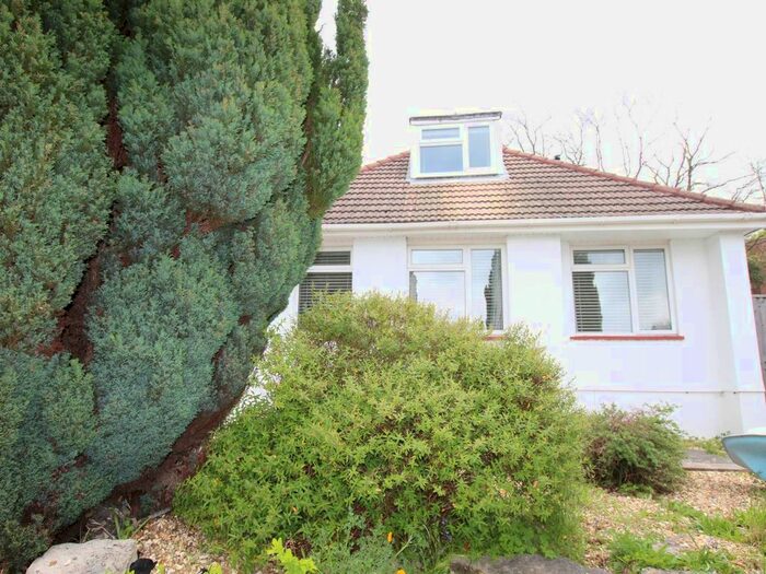 4 Bedroom Bungalow To Rent In Courtenay Road, Ashley Cross, Poole, BH14