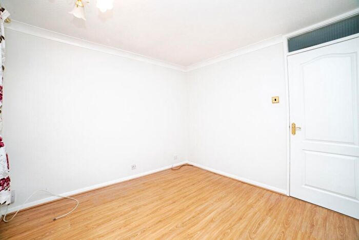 2 Bedroom Bungalow For Sale In Mapleton Way, Sutton In Ashfield, Nottinghamshire, NG17