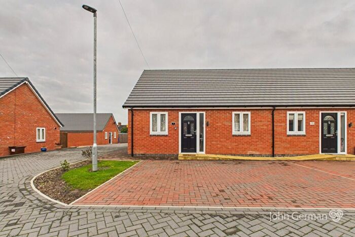 2 Bedroom Semi-Detached Bungalow For Sale In Hornton Road, Burton-on-Trent, DE13