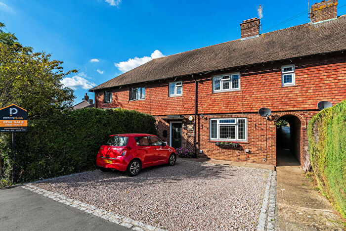 4 Bedroom Terraced House For Sale In Stoneleigh Road, Limpsfield Chart, Oxted, Surrey, RH8