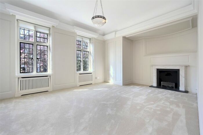 2 Bedroom Flat To Rent In Melbury Road, Kensington, London, W14