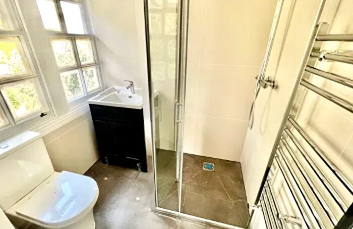 5 Bedroom Detached House To Rent In Cleveland Road, London, London, W13