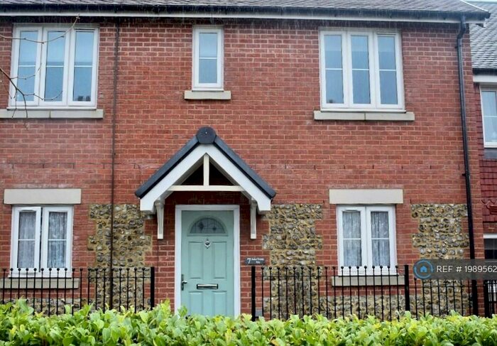 1 Bedroom Flat To Rent In Picket Twenty Way, Andover, SP11