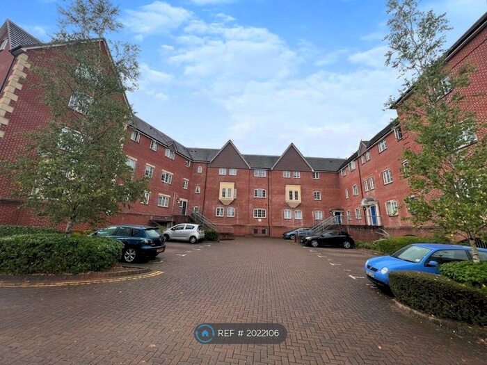 2 Bedroom Flat To Rent In Crane House, Verwood, BH31
