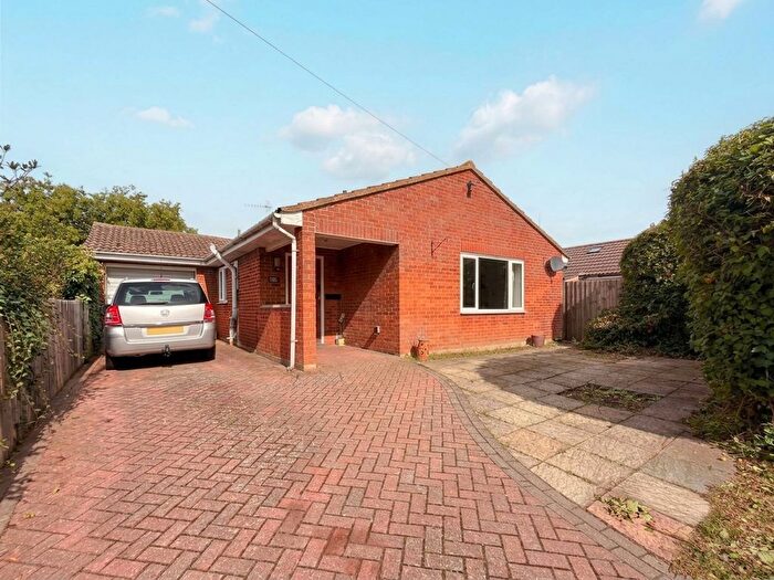 3 Bedroom Detached Bungalow For Sale In Spooners Lane, Hadleigh, IP7