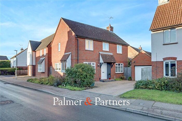 4 Bedroom Detached House For Sale In Wickfield Ash, Chelmsford, Essex, CM1