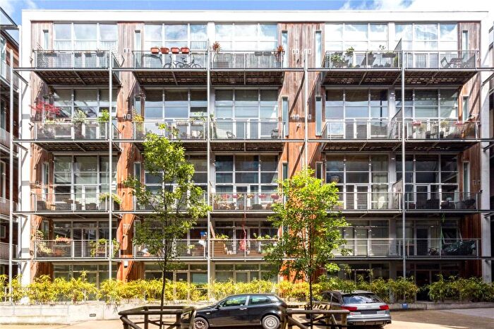 1 Bedroom Apartment For Sale In Kingsland Road, Hackney, London, E8