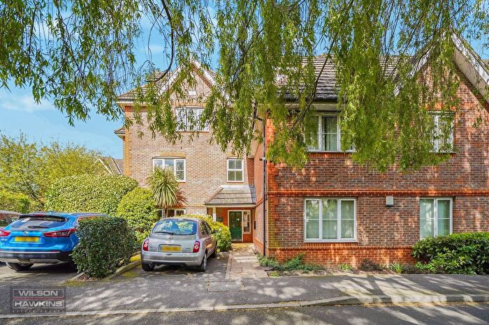 2 Bedroom Flat For Sale In Catherine Place, Harrow, HA1