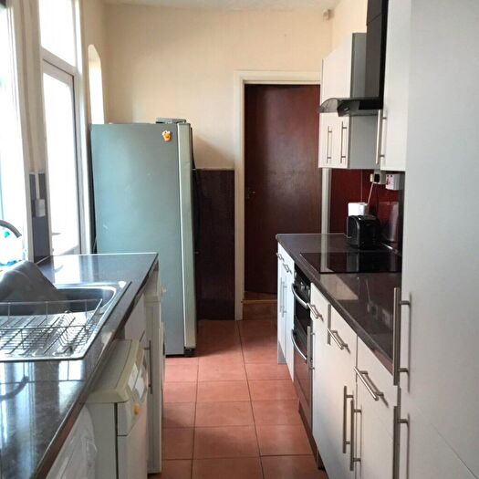 5 Bedroom House To Rent In Dawlish Road, Selly Oak, Birmingham, B29