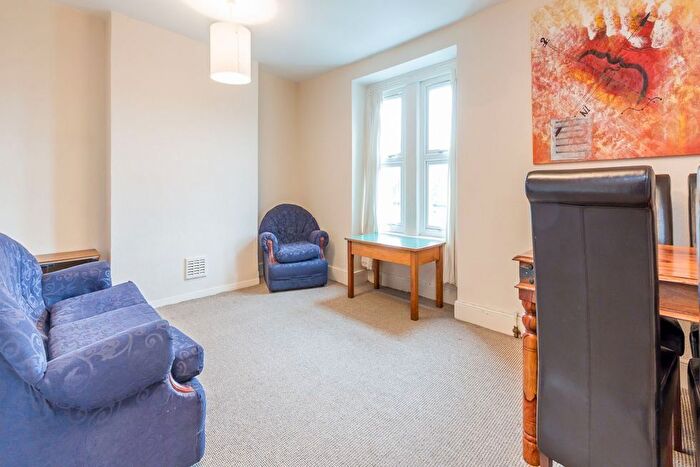 1 Bedroom Flat To Rent In Inderwick Road, Crouch End, N8