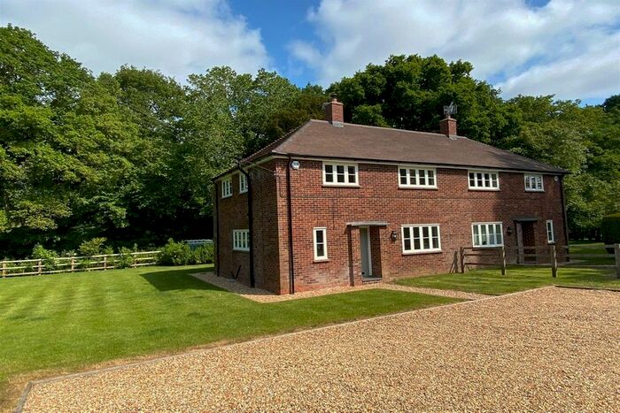 3 Bedroom Semi-Detached House To Rent In Tytheland Cottages, Woodlands, Bramdean, Alresford, Hampshire, SO24