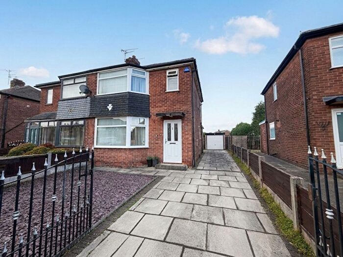 2 Bedroom Semi-Detached House For Sale In Bromsgrove Avenue, Eccles, M30