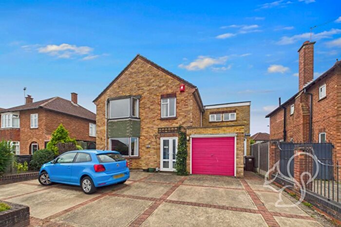 4 Bedroom Detached House For Sale In The Commons, Colchester, CO3
