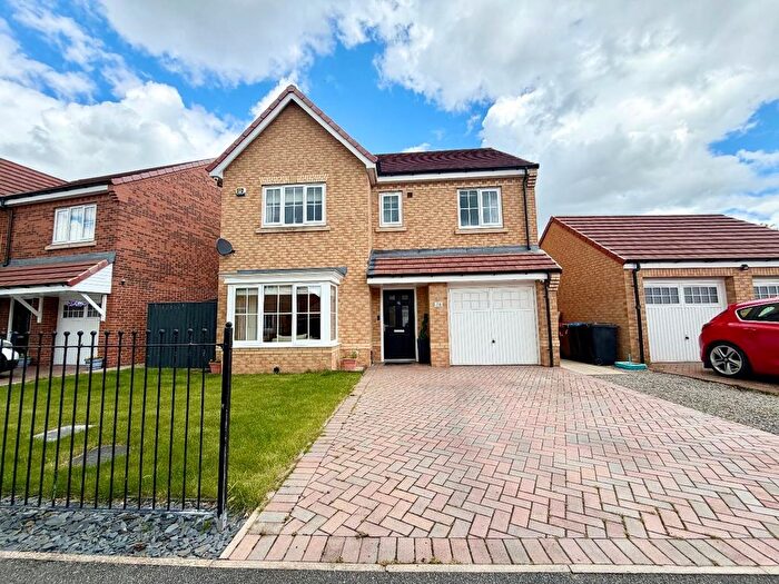 4 Bedroom Detached House For Sale In Brookfield Avenue, Middlesbrough, TS5