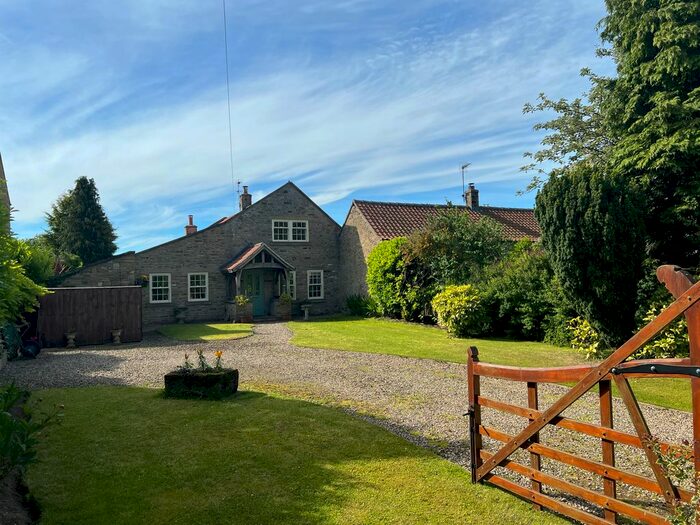 3 Bedroom Cottage For Sale In Yearsley, Brandsby, York, YO61