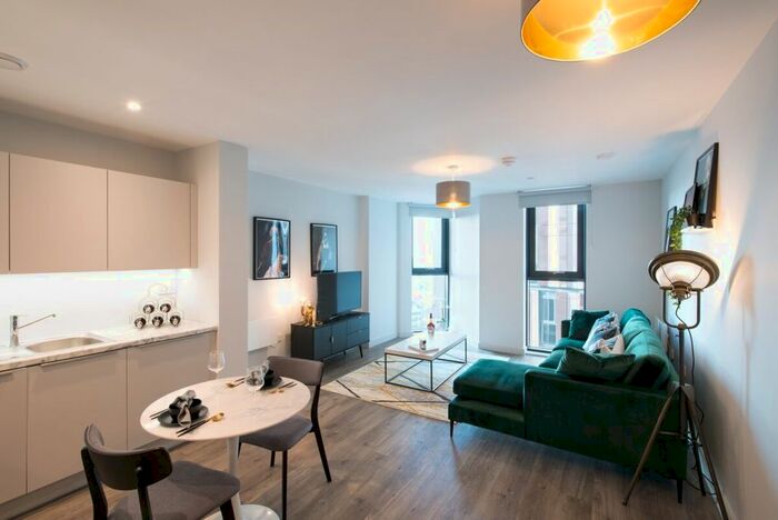 1 Bedroom Flat To Rent In The Quays, Salford, M50