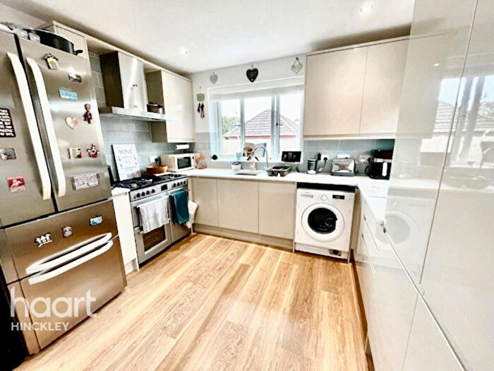 2 Bedroom Bungalow For Sale In Hall Road, Burbage, LE10