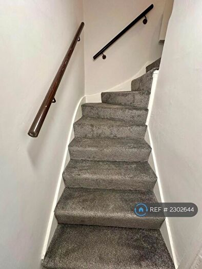 1 Bedroom Flat To Rent In High Street, Eton, Windsor, SL4