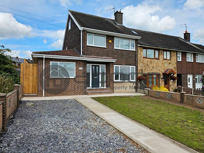 4 Bedroom Semi-Detached House To Rent In Roughwood Road, Rotherham, S61