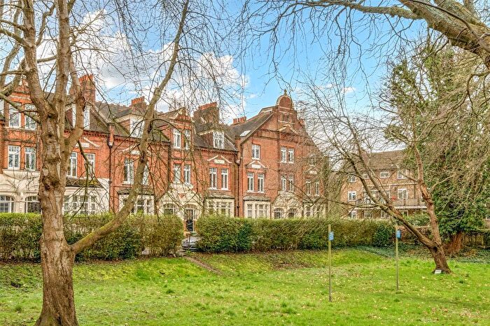 3 Bedroom Flat For Sale In Adelaide Avenue, Brockley, London, SE4